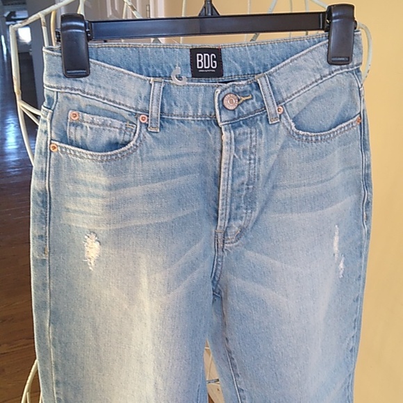 BDG Distressed Jeans - Picture 6 of 16